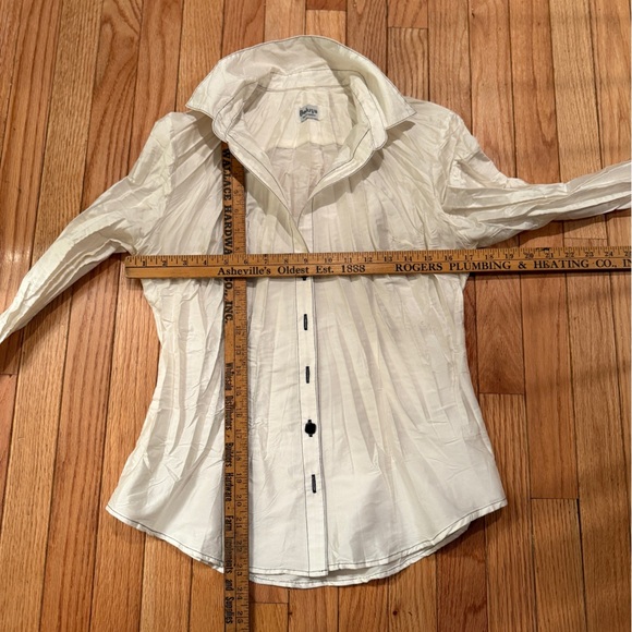 Beluva San Francisco Made in USA Cream Shirt with Black Stitching - Picture 6 of 6